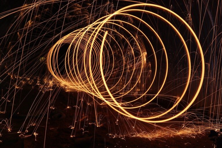 steel wool, dark, firespin